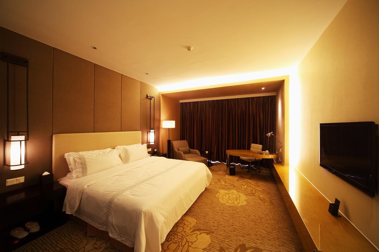 Shenglong Jianguo Hotel Haiyang Haiyang  ภายนอก รูปภาพ
