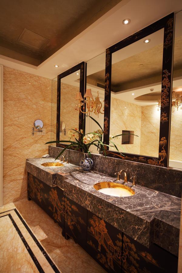 Shenglong Jianguo Hotel Haiyang Haiyang  ภายนอก รูปภาพ