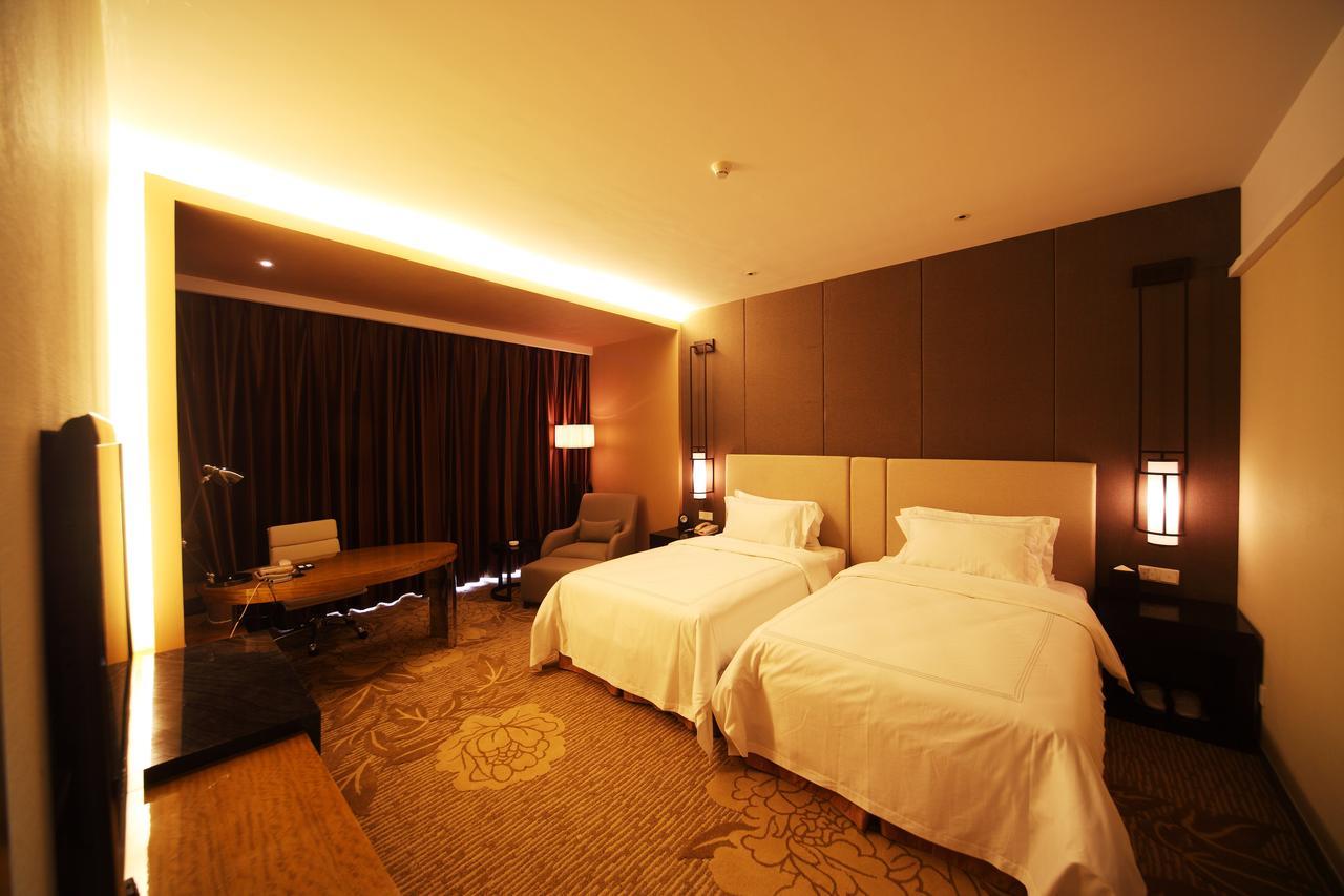 Shenglong Jianguo Hotel Haiyang Haiyang  ภายนอก รูปภาพ