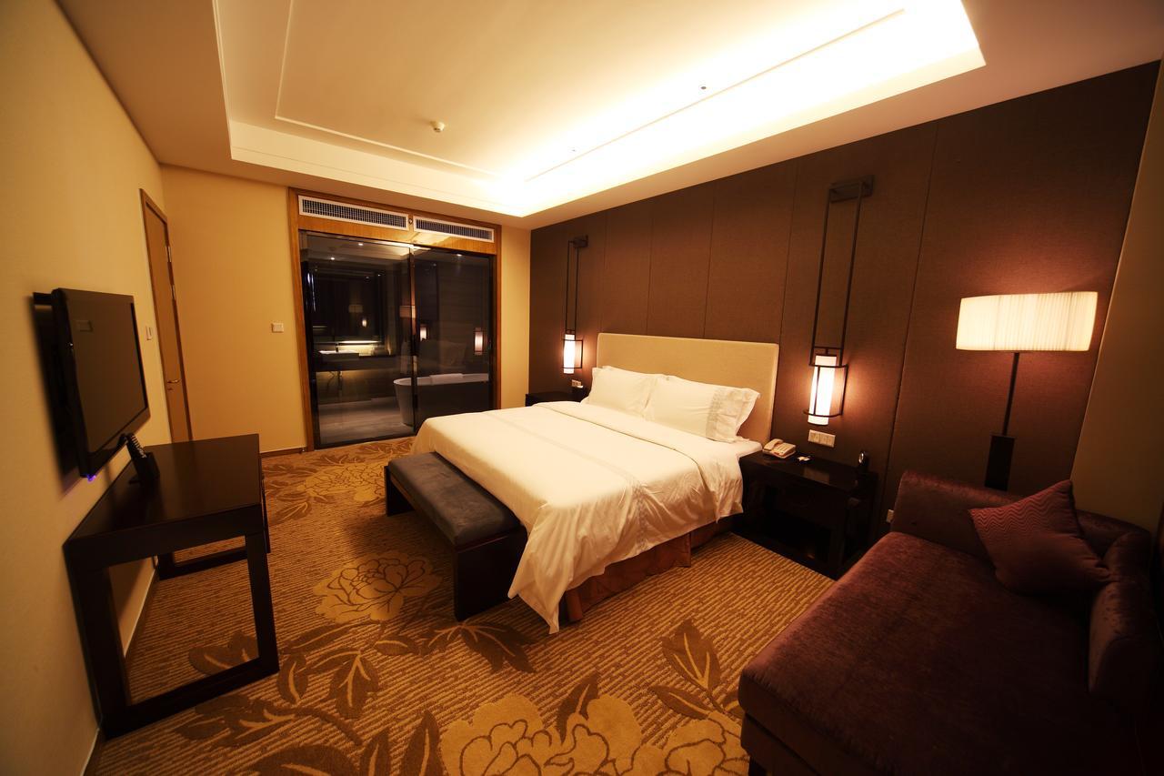 Shenglong Jianguo Hotel Haiyang Haiyang  ภายนอก รูปภาพ